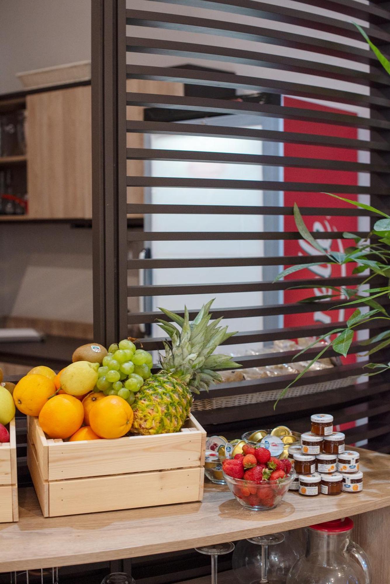 Neapolis Lifestyle Bed & Breakfast ภายนอก รูปภาพ