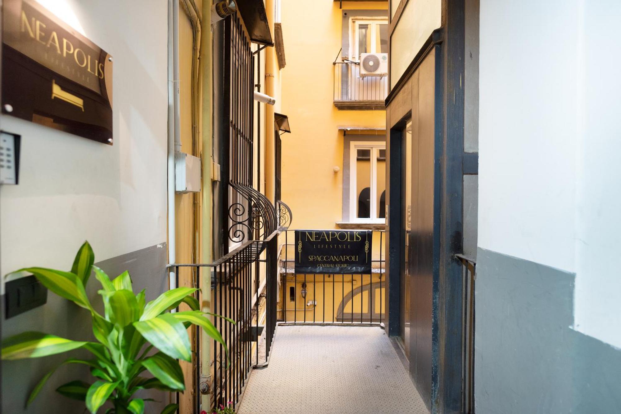 Neapolis Lifestyle Bed & Breakfast ภายนอก รูปภาพ